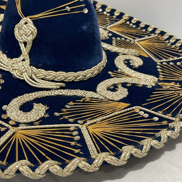 Vintage Mexican Sombrero XXXXX Blue Velvet Sequin Charro Mariachi Small Size? - Picture 5 of 16